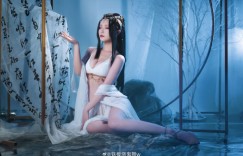 Cosplay：闪烁之光新英雄女娲 @铁板烧鬼舞w