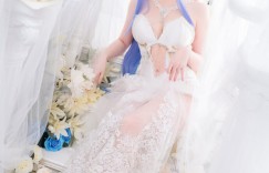 Cosplay：碧蓝航线花园婚纱cos白雪之仪 cn星之迟迟