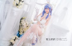 Cosplay：碧蓝航线花园婚纱cos白雪之仪 @星之迟迟